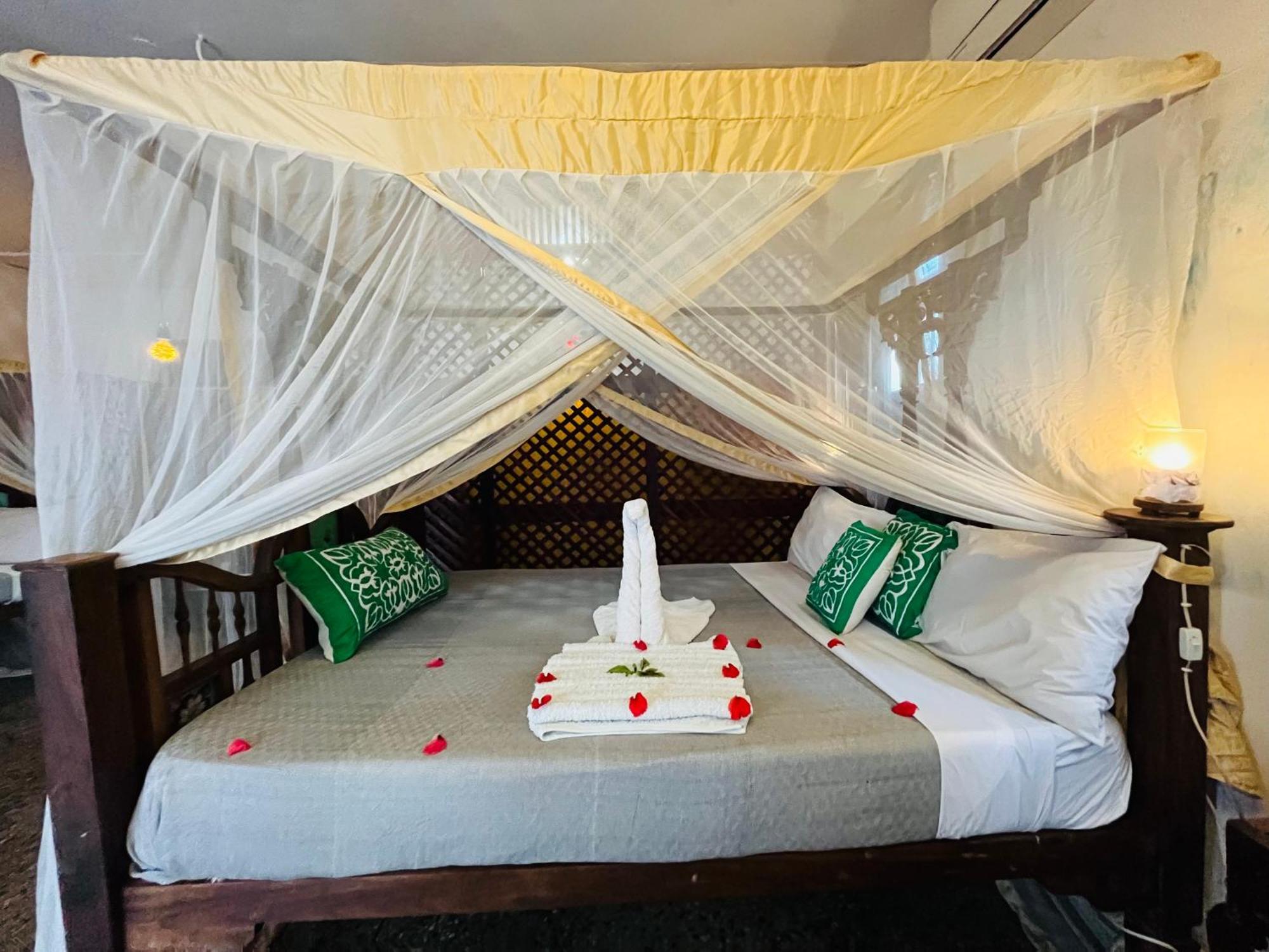 Zenji Hotel Zanzibar Buitenkant foto